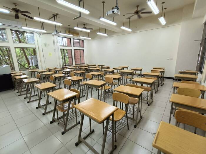 管112教室圖片