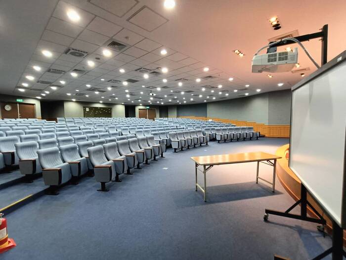 管371教室/250人圖片