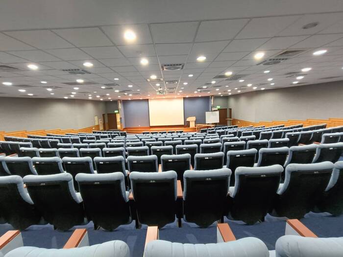 管371教室/250人圖片