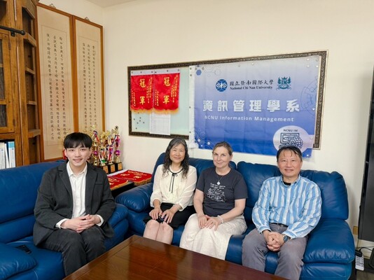 2025年4月10日至12日斯洛維尼亞盧比安納大學(University of Ljubljana)Andreja Istenič Starčič教授來訪，姜美玲主任、王育民菁英特聘教授、鄭育評助理教授接待圖片