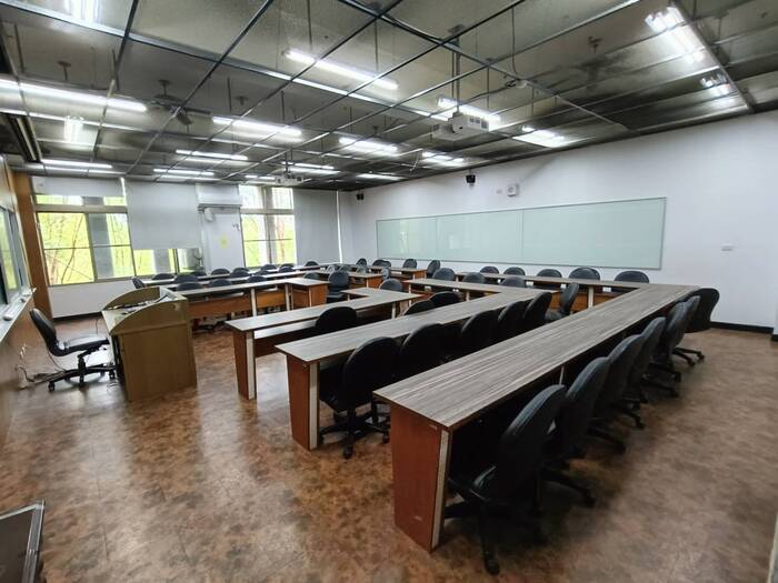 管213教室圖片