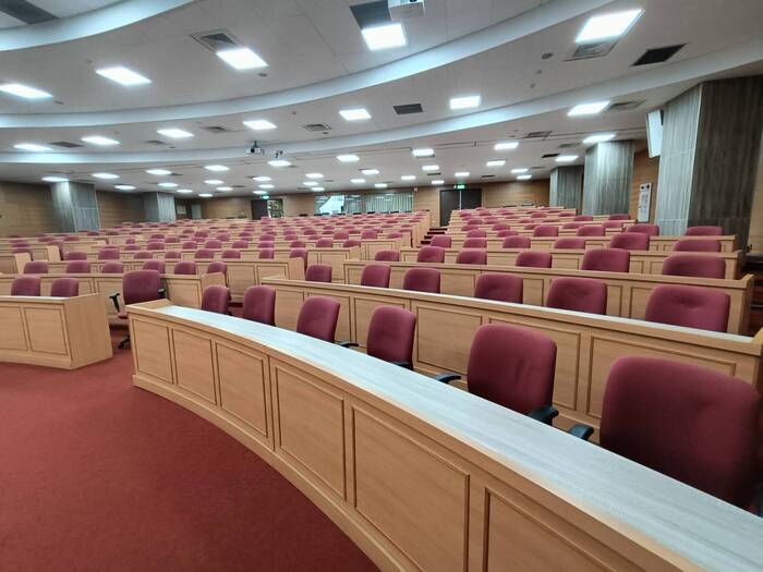 管268教室/270人圖片